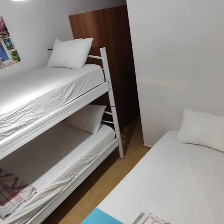 Yesim Hotel *
